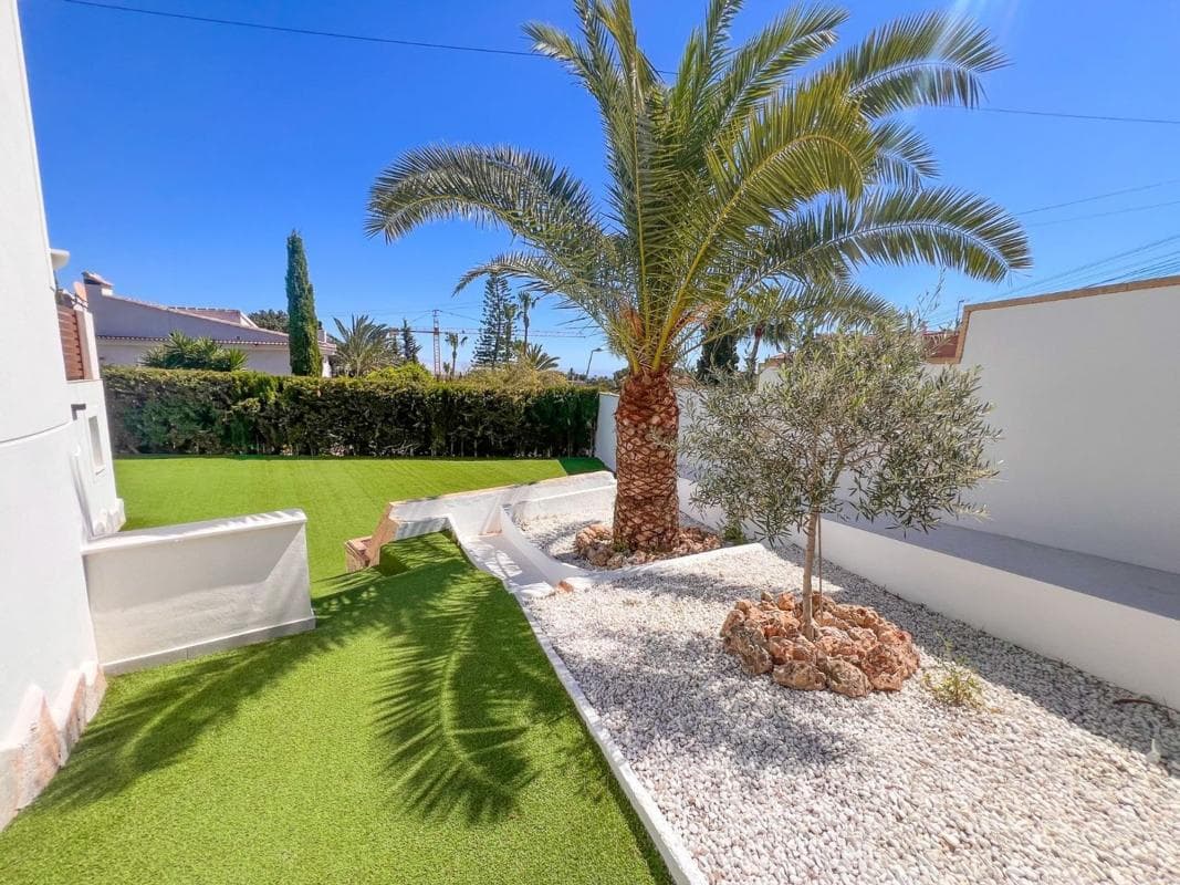 Venta de chalet independiente en Casa o chalet en Avenida Elche Bal, 19, Los Balcones - Los Altos del Edén, Torrevieja, Torrevieja
photo 4