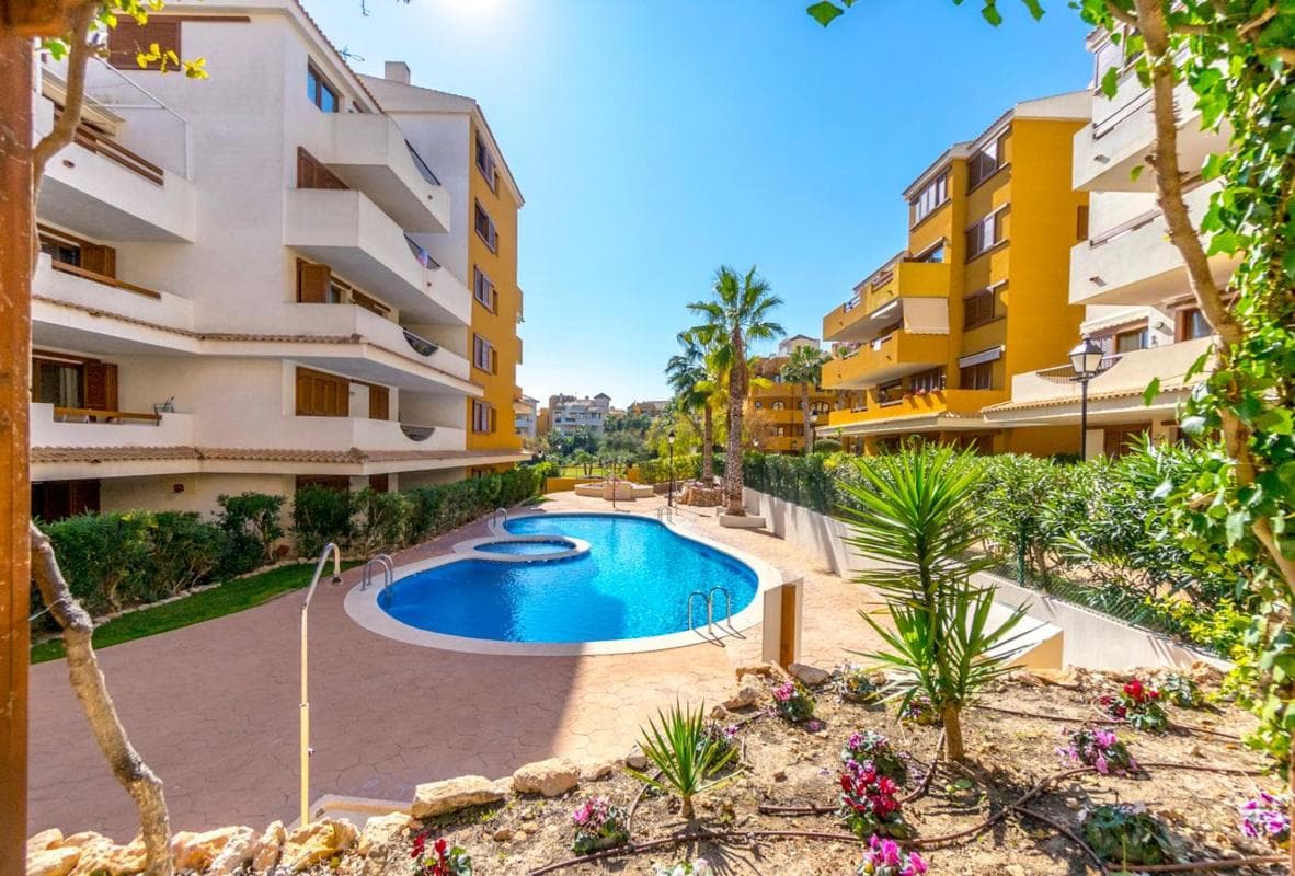 Venta de piso en Piso en Punta Prima, Torrevieja, Torrevieja
photo 2
