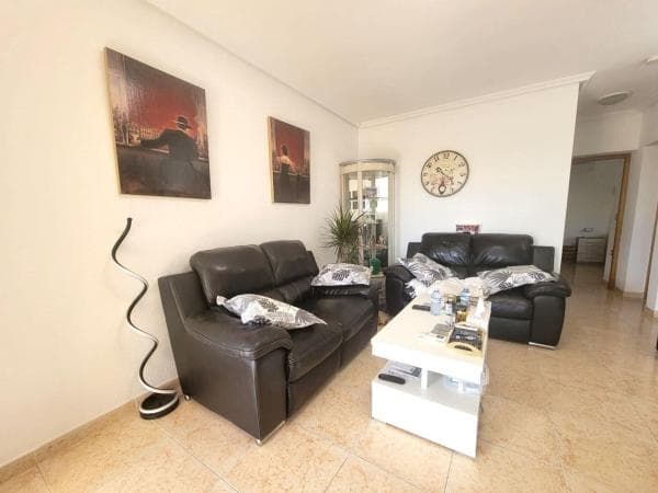 Chalet pareado en Avenida Riegos de Levante, Los Montesinos thumbnail 2