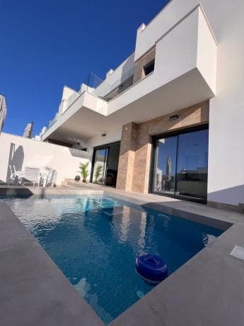 Chalet pareado en Calle Agustin Martinez, Los Montesinos photo 1
