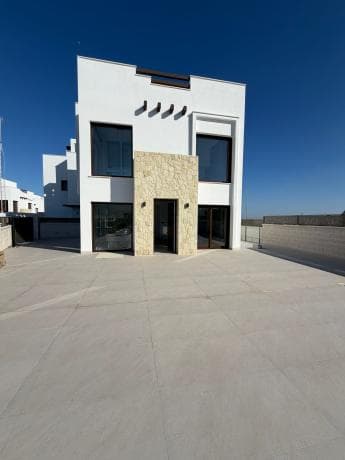 Casa o chalet independiente en Calle Algarrobo, Los Montesinos thumbnail 1