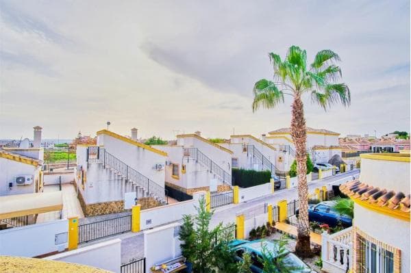 Chalet adosado en Calle Romero, 36, Los Montesinos thumbnail 1