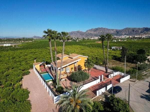 Casa o chalet independiente en Desamparados-Hurchillo-Torremendo, Orihuela thumbnail 1