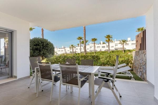 Sale of flat in Piso en Calle Pomelero, 17, Desamparados-Hurchillo-Torremendo, Orihuela, Orihuela
thumbnail 1