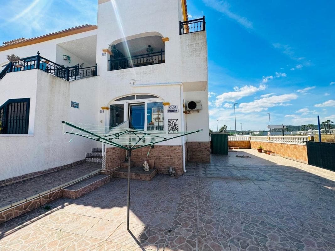 Sale of apartment in Piso en Desamparados-Hurchillo-Torremendo, Orihuela, Orihuela
photo 2