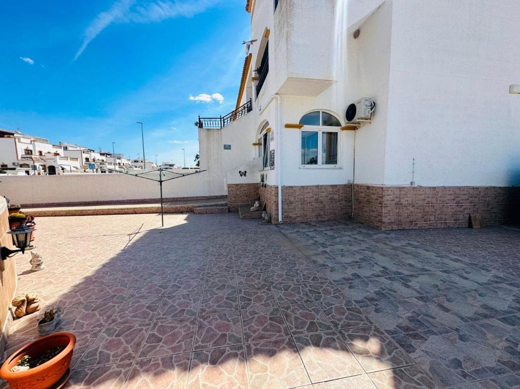 Sale of apartment in Piso en Desamparados-Hurchillo-Torremendo, Orihuela, Orihuela
photo 5