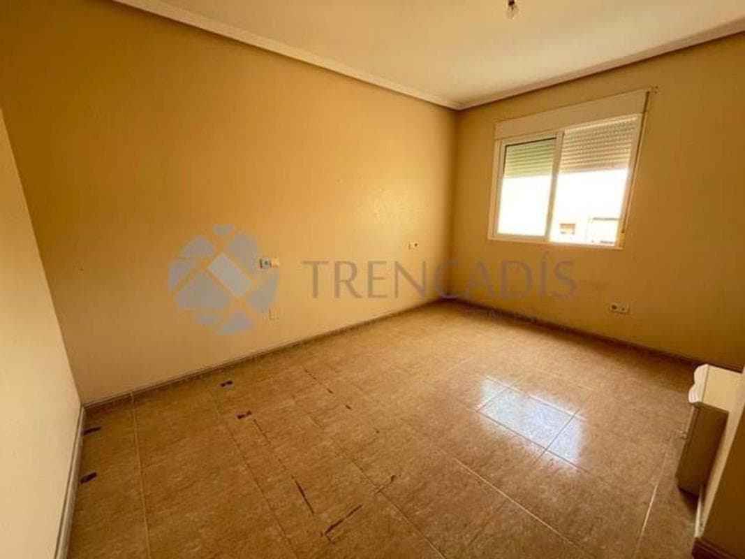 Propiedades en venta y alquiler en España photo 3