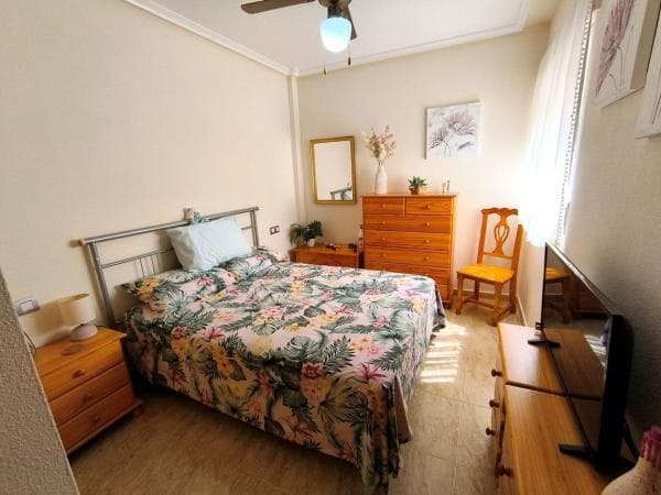 Venta de piso en Piso en Calle Asturias, Molins-Campaneta-San Bartolomé, Orihuela, Orihuela
thumbnail 2