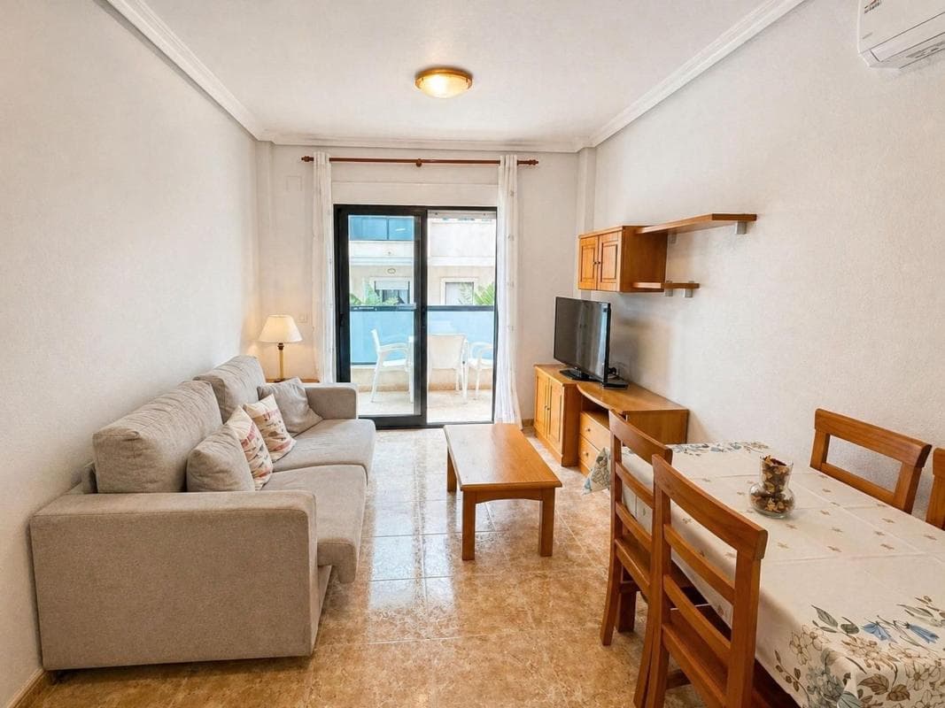 Sale of apartment in Piso en Calle a, Montepinar-La Aparecida-Raiguero, Orihuela, Orihuela
photo 2