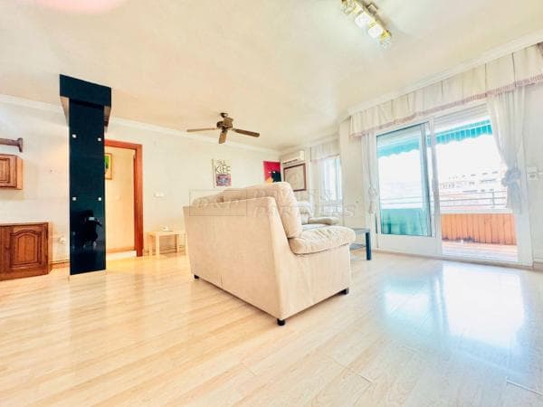 Venta de piso en Piso en Calle Aragon, 2, Orihuela Ciudad, Orihuela, Orihuela
thumbnail 2