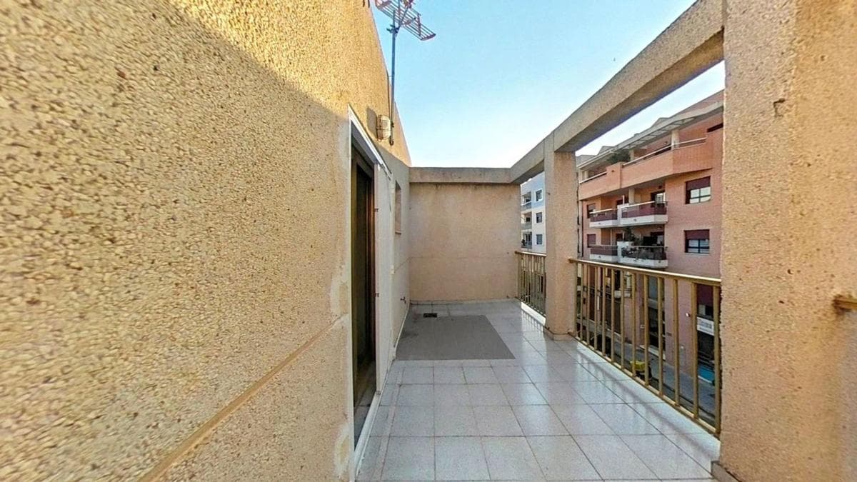 Propiedades en venta y alquiler en España photo 4