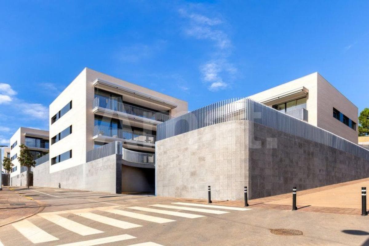 Obra nueva Els Garrofers – Solanes en Sant Just Desvern (Revista) photo 2