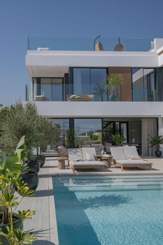 New construction Villa la Brisa in Marbella photo 2
