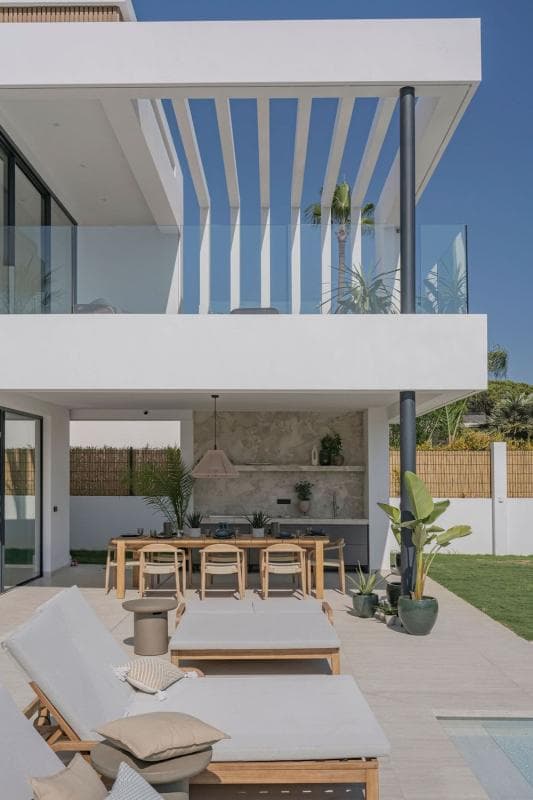 New construction Villa la Brisa in Marbella photo 4