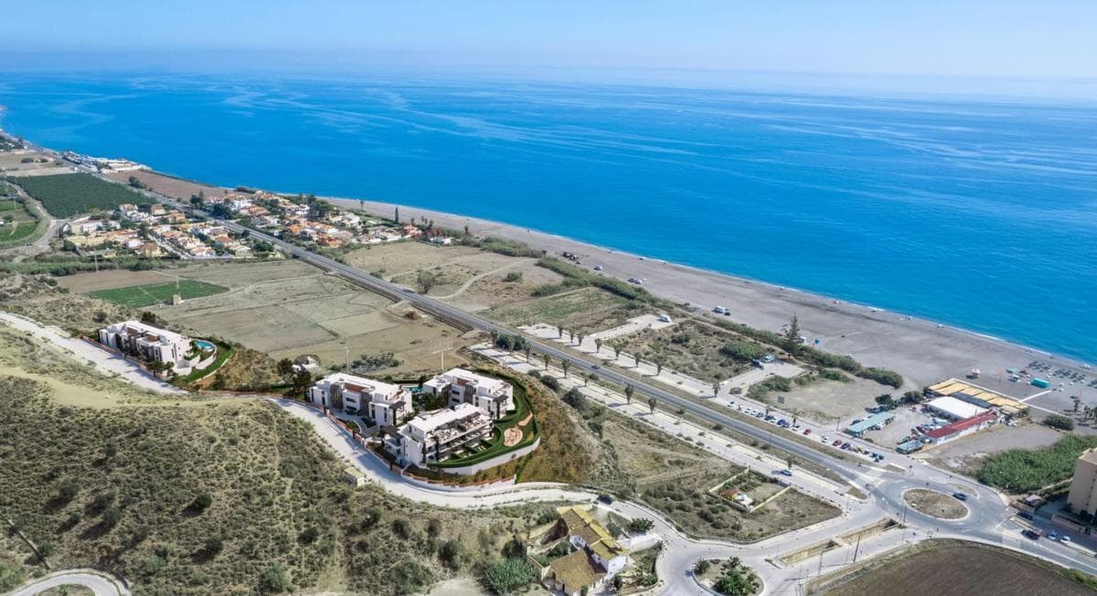 Obra nueva Finca La Plata en Vélez-Malaga (Revista) photo 4