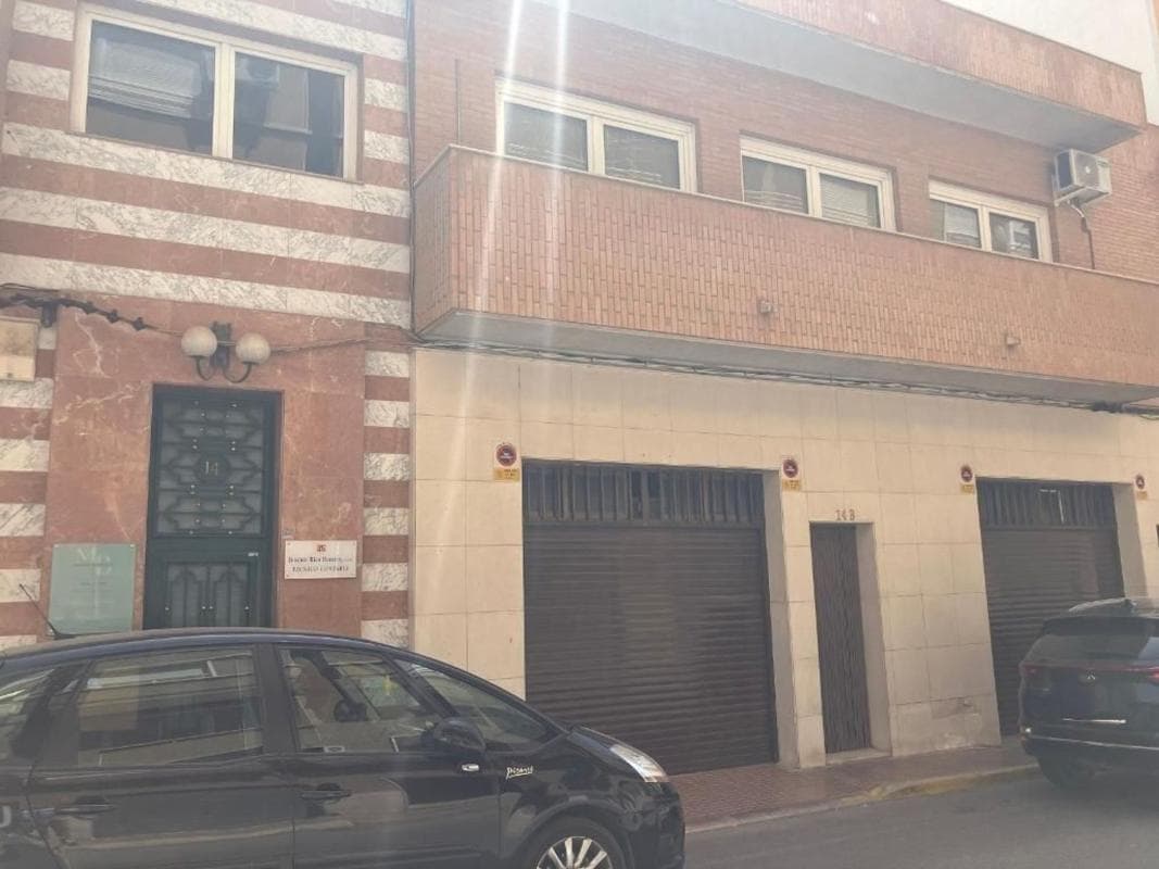 Properties for sale and rent in Spain photo 4
