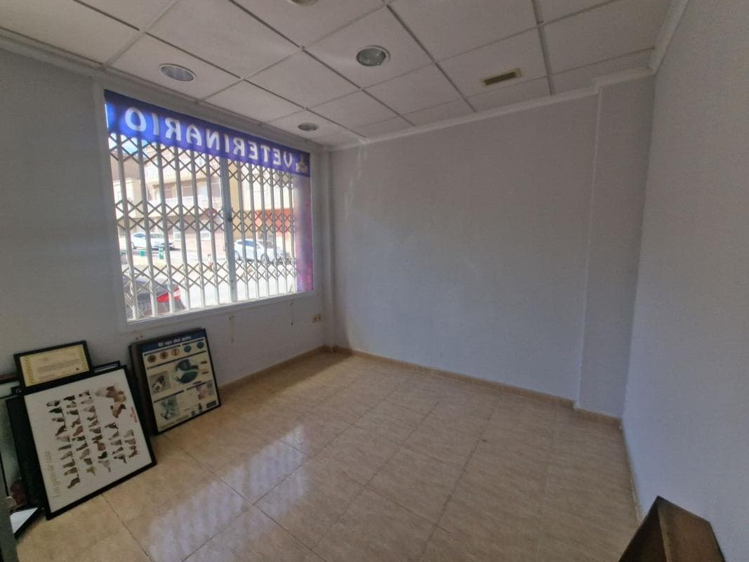 Properties for sale and rent in Spain photo 4