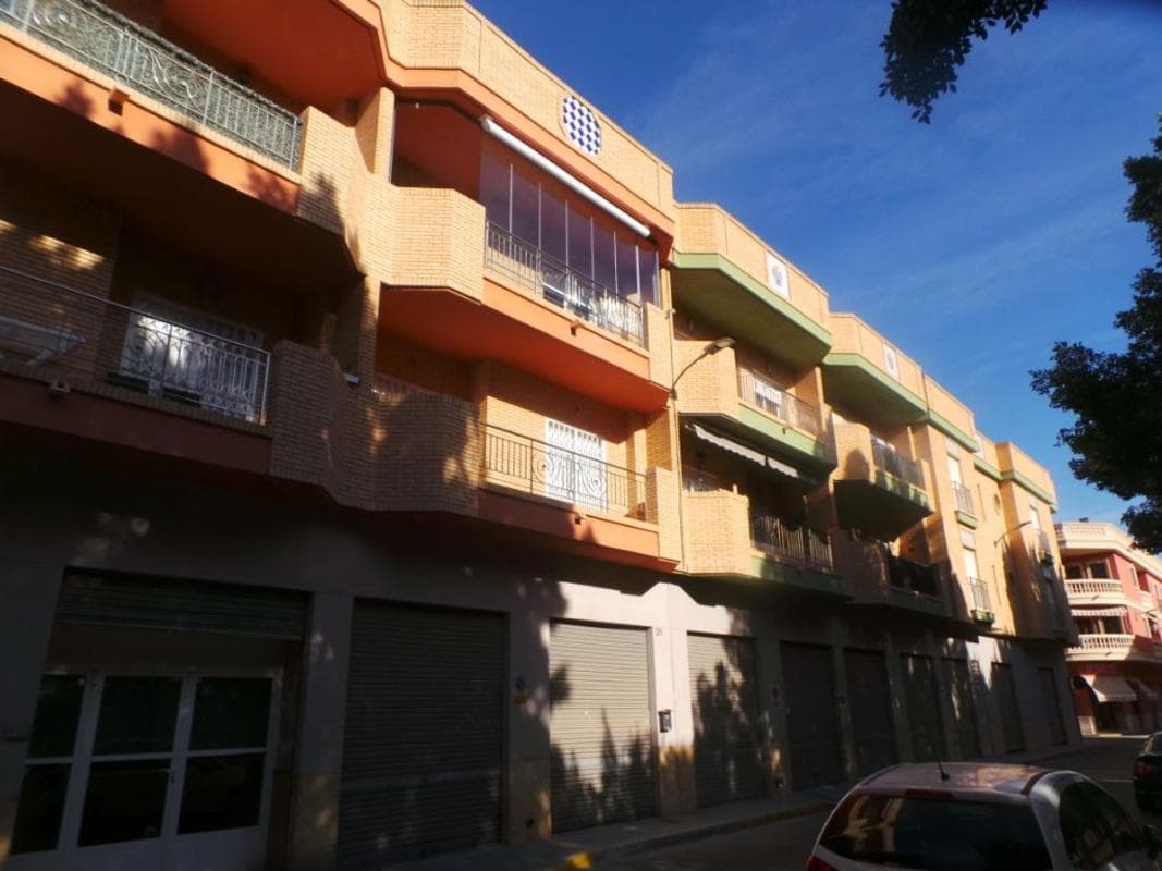 Properties for sale and rent in Spain photo 4