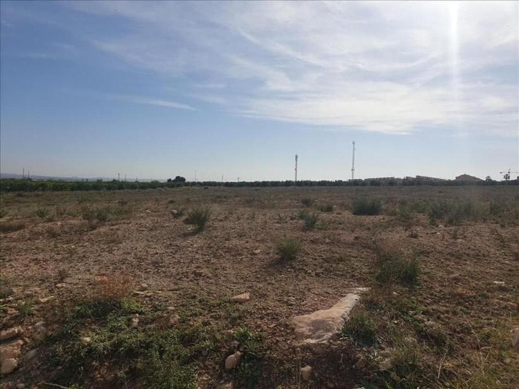 Terreno en venta en Algorfa, Alicante photo 3