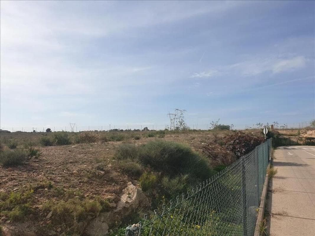 Terreno en venta en Algorfa, Alicante photo 5