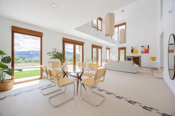 Promoción Chalets de diseño en Lozoyuela obra nueva en Lozoyuela-Navas-Sieteiglesias thumbnail 1