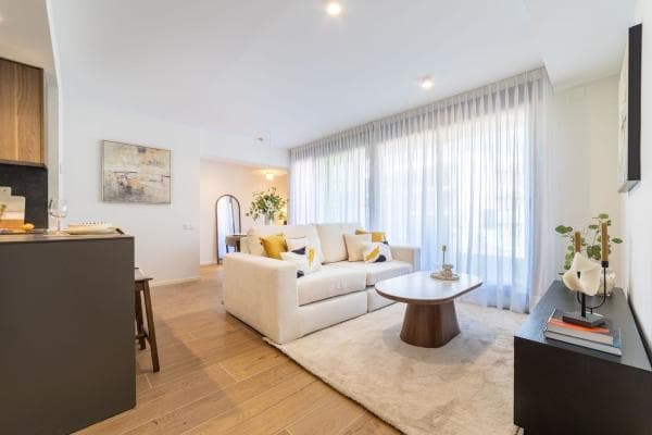Sale of flat in Piso en Calle Hernández de Tejada, 10, San Pascual, Madrid, Madrid
thumbnail 2