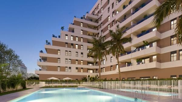 Продажа квартиры на Piso en Avenida de Andalucía, 16, Gran Plaza - Marqués de Pickman - Ciudad Jardín, Sevilla, Севилья
thumbnail 2