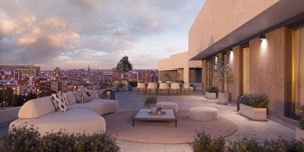 Продажа квартиры на Piso en Calle de Manuel Velasco de Pando, Gran Plaza - Marqués de Pickman - Ciudad Jardín, Sevilla, Севилья
photo 1