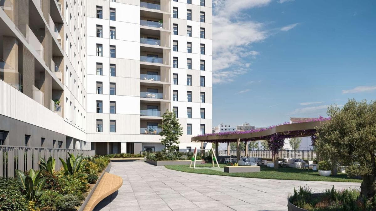 Продажа квартиры на Piso en Plaza Malta, 4, Gran Plaza - Marqués de Pickman - Ciudad Jardín, Sevilla, Севилья
photo 3