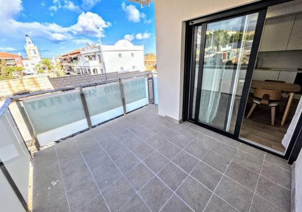 Sale of flat in Piso en Calle Mencey Anaga, 26, Las Chafiras, San Miguel de Abona, San Miguel de Abona
thumbnail 1