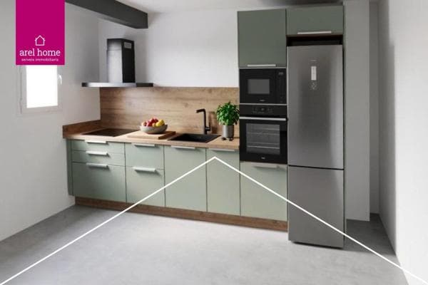 Sale of flat in Piso en Calle de Josep Campreciós, 36, Centre, Esplugues de Llobregat, Esplugues de Llobregat
thumbnail 1