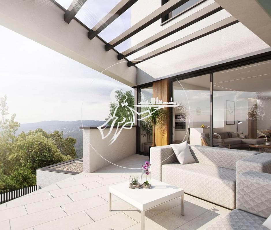 Properties for sale and rent in Spain photo 5