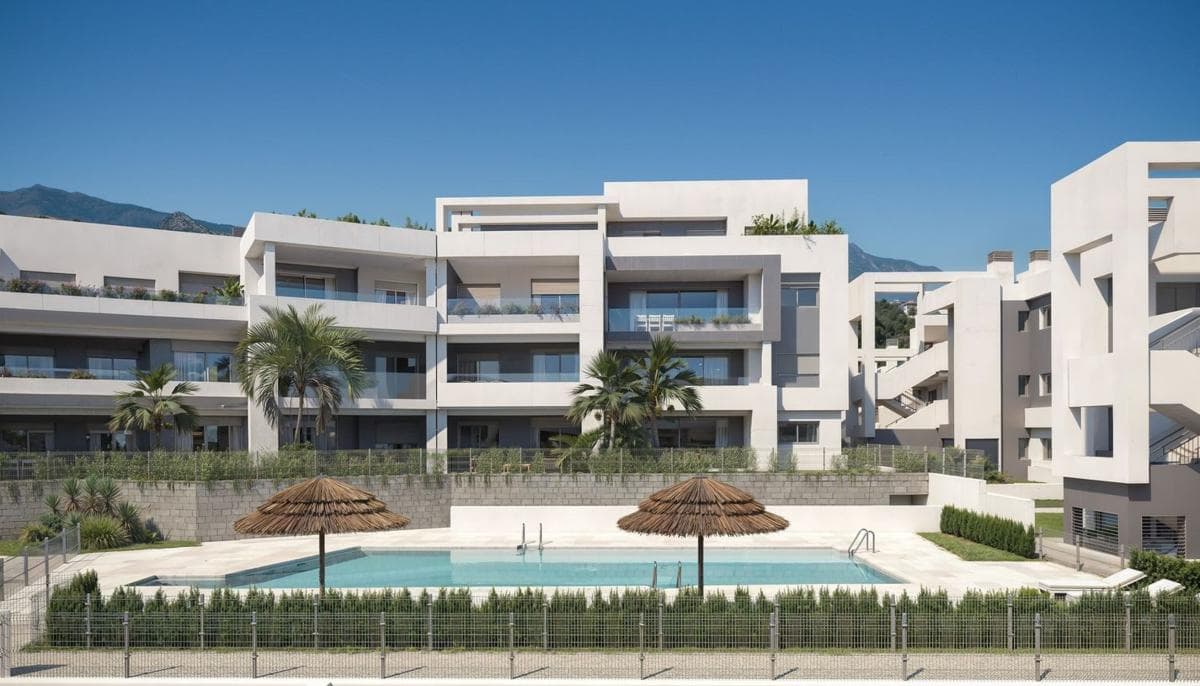 Venta de piso en Piso en Calle Torrevigia, 1, La Concha-Resina Golf, Estepona, Estepona
photo 5