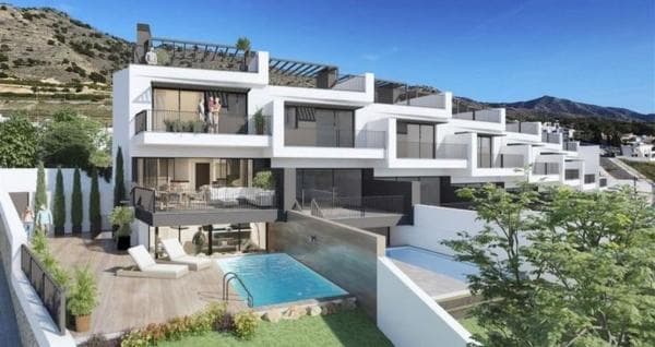 Chalet adosado en Calle londres, 8, Capistrano, Nerja photo 1