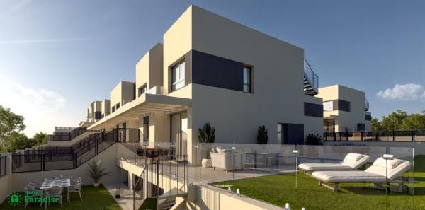 Chalet adosado en Calle Londres s/n, Capistrano, Nerja photo 1