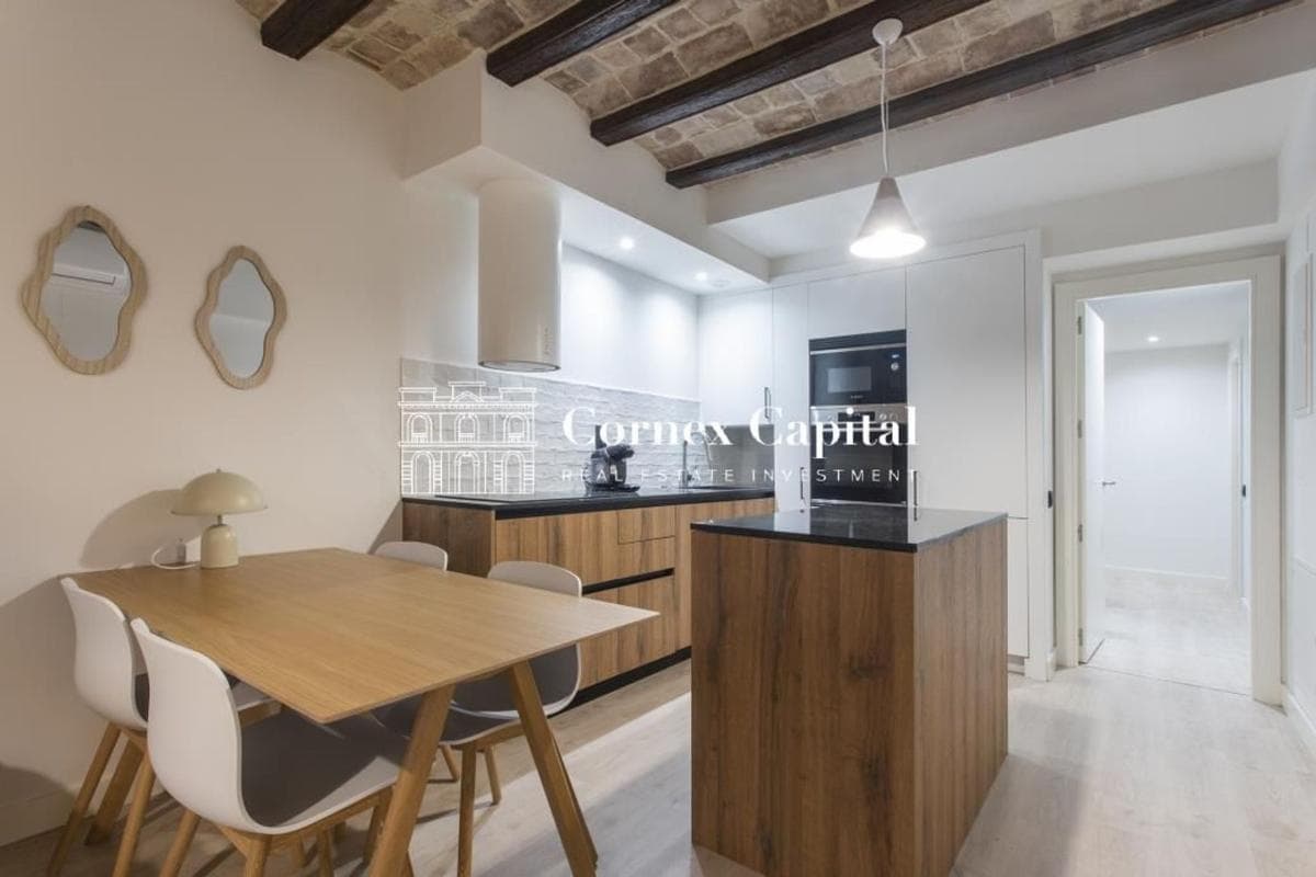 Sale of apartment in Piso en Ronda Sant Antoni, 21, Sant Antoni, Barcelona, Barcelona
photo 3