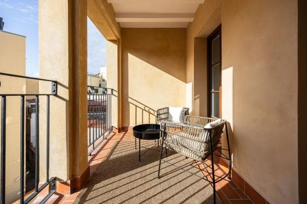 Продажа квартиры на Piso en Calle Tallers, 55, El Raval, Barcelona, Барселона
thumbnail 2