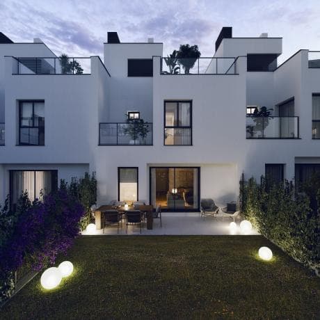 Chalet adosado en Calle Sagitario, 9013, Sur, Móstoles thumbnail 2