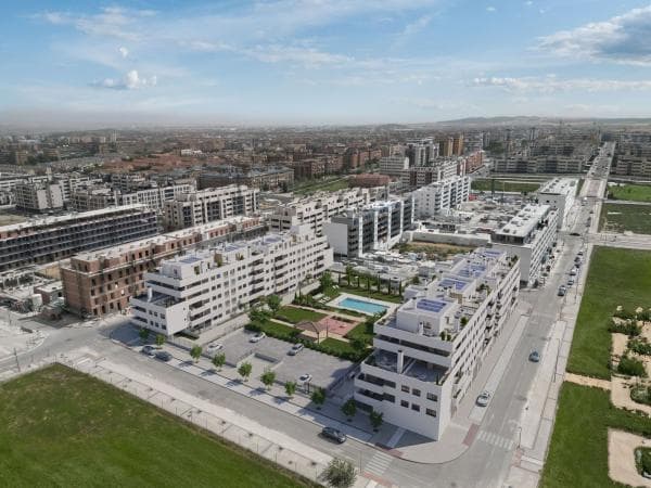 Sale of flat in Piso en Calle Mencía Calderón s/n, Hospital, Valdemoro, Valdemoro
thumbnail 2