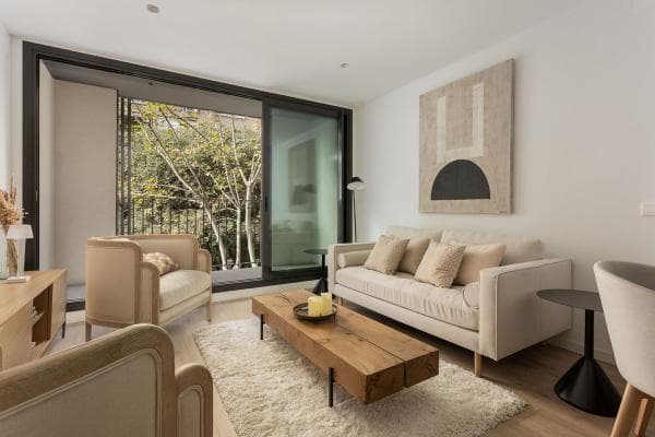 Venta de piso en Piso en Calle Sardenya, 350, La Sagrada Família, Barcelona, Barcelona
thumbnail 2