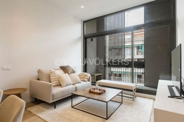 Venta de piso en Piso en La Sagrada Família, Barcelona, Barcelona
photo 1