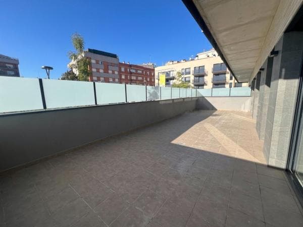 Sale of flat in Piso en Orient, 31, Centre, Granollers, Granollers
thumbnail 2