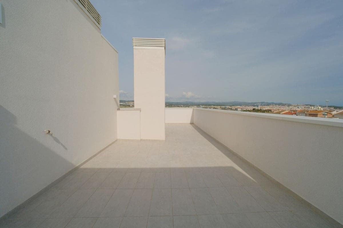 Duplex sale in Dúplex en de la Torre del Vallès, 78, La Collada - Sis Camins, Vilanova i la Geltrú, Vilanova and la Geltrú photo 2