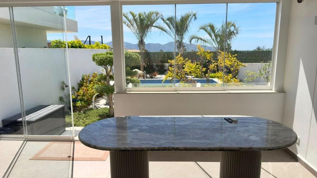 Properties for sale and rent in Spain photo 5