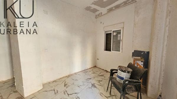 Local en Carolinas Bajas, Alicante / Alacant thumbnail 1