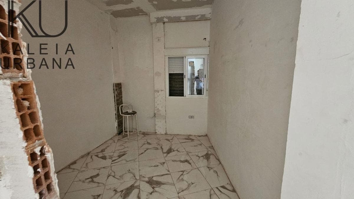 Properties for sale and rent in Spain photo 5