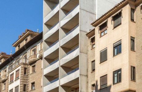 Piso en venta en avenida Valencia, 8