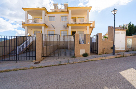 Casa o chalet en venta en Urb. C/ Murcia, Castalla