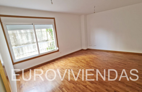 Piso en venta en avenida de Outeiro, 26