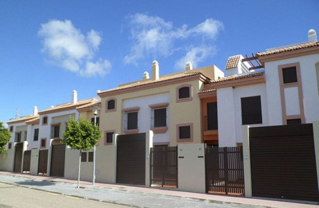 Chalet adosado en venta en calle Ana Belén Sánchez s/n